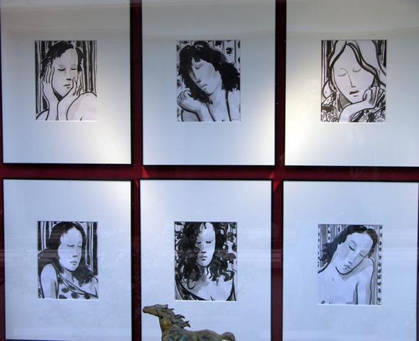 Faces of Her, set